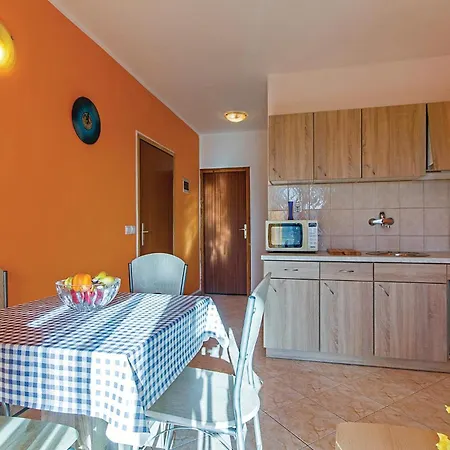 Apartment 1 Bedroom Awesome Apartment In Sisan Sisan